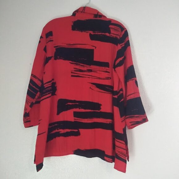 Ali Miles women's size M red and black artsy blouse - Picture 4 of 16